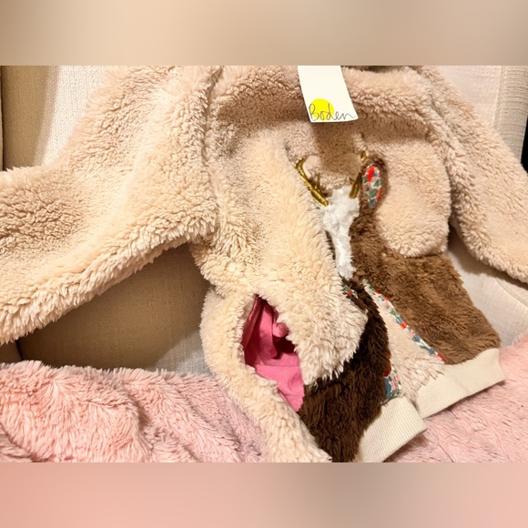 NWT mini boden deer sweatshirt with pockets - Picture 9 of 10